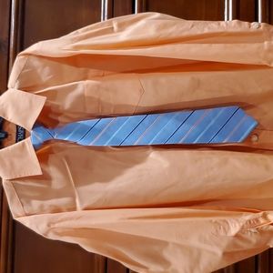 CHAPS button-down peach long sleeve shirt and matching tie set